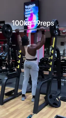 Pressing power✅✅✅ it... #olympiclifting #olympicweightlifting #crossfit #powerlifting #bodybuilding #health #fit #Fitness #strenght #squat #workout #legday #workout #athlete #strongman #stronger #nobull #roidsworkout #beastmode