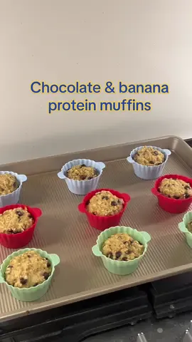 these were gone in a day #chocolatechipbananamuffins #proteinmuffins #bananaproteinmuffins #healthy #healthybreakfast #healthysnack #baking #cookwithme #muffinrecipe #healthyeating #healthylifestyle #cookwithmee #skinhealth #freerange 
