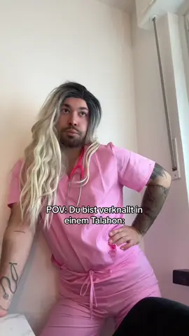 Wer ist auch verknallt in einen Talahon? 🤣 #pflegehumor #talahon #schwesterdilara #schwesterrabiata #pflege 