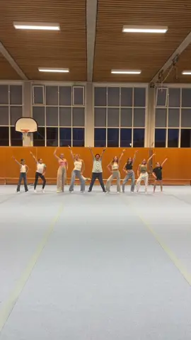 💃🏼EVERY BODY DANCE NOW!!!💃🏼 @Felixfotos  #gymnastics #acrobatics #fun #dance #choreography #viral #fyp #foryou #dancenowchallenge  #danceparty 