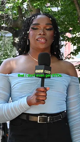 what's asymmetrical about you...? #lgbt #queer #nyc #comedy #interview #gaydarshow #mutualsmedia