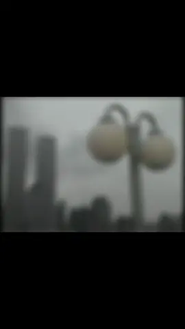 #blowthisvideoup #nyc❤️❤️❤️❤️ #twintowers #night #weather #rain #lastday #marriot #southtower #northtower 