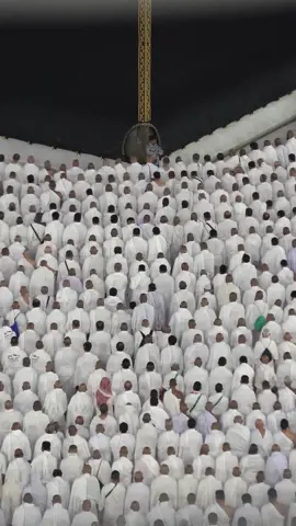 Sholat Berjamaah didepan Ka'bah 🕋🕋