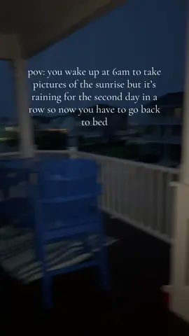 can I get one decent day to take pics #oceanislebeach #6amroutine  #youngphotographer #sunrise #sunrisephotography #ruined #sunrisephotoshoot #sunrisephotos #rainyday #rainybeachvibes #ugh 