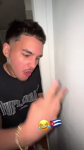 Who can relate ? *Just a skit chill tiktok*😂 #hispanic #relatable 