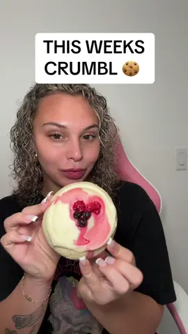 I LIVE FOR MONDAYS 😍😍😍😍 @Crumbl Cookies #mukbang #asmr #food #fypツ #fypシ゚viral #Foodie #foodtiktok #foodiesoftiktok #fypage #fyp #crumblcookies 