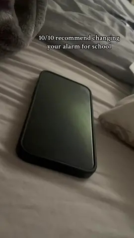 #kkluvssyou #fypシ゚viral #alarm #school #magic i feel like this gon help but it probably wont😭😭