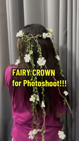 Flower crown that you can use for photoshoot, birthdays and weddings! #flowercrown #fairycrown #flowerheadband #headdress #headband #hairaccessories #haircrown 