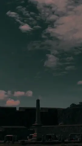 For Admin 🩵❗️ #bhanu_official1_ #foryou #viralvideo #1millionviews #backgroundvideo #200k #clouds #sunset #evemingvibes #foradmin❗️ #galle #road #srilankan_tik_tok🇱🇰 