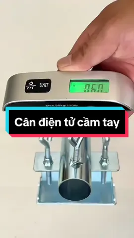 Trả lời @Dũng Nguyễn Tiến Cân điện tử mini cầm tay, màn hình led hiển thị rõ ràng, sử dụng đơn giản tiện lợi #candientu #candientumini #candientucamtay #xuhuong 