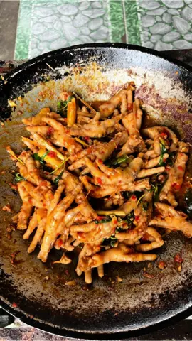 ขลุกขลิกตีนไก่ #แซ่บมากแม่เอ้ยยย🔥 #สุดแซ่บร้อนแรง 