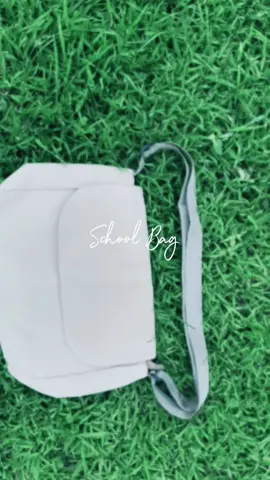 POV: I found the aesthetic bag for this yearrrrrr. #schoolessentials #schoolbag #tiktokfinds #messengerbag #slingbag #aestheticvibes #recommendations #studytok #backtoschool #student #college #shs 