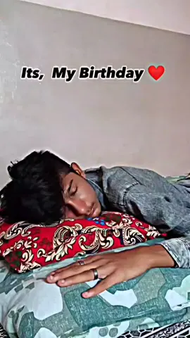 H B D TO MEee..😭🎂🤍 #foryou #foryoupageofficiall #fyp #trending #viral #foryoupage #happybirthday #1millionaudition #unfrezzmyaccount #original 