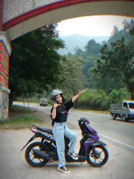 gabisa foto gaya dugong jadinya foto sma vilyy aja😋💜 #vily #vilyv2 #vilyyinhere #beatesp #beatlampung #vietnamstyle🇻🇳 #jj #jedagjedug #fyp #fypシ #fyppppppppppppppppppppppp #trend #trending #beranda #fypシ゚viral #CapCut 