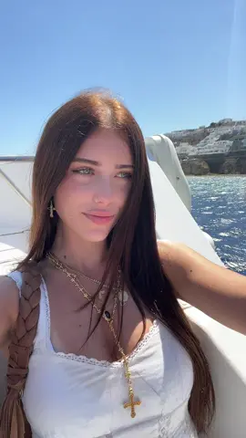 future🤝🏼 me on a yacht in mykonos