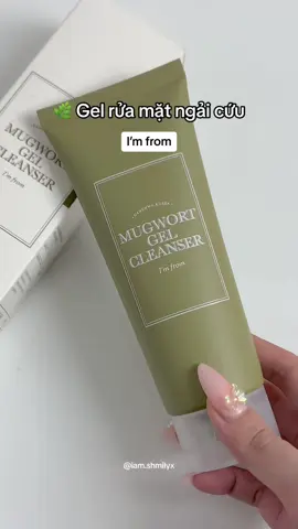 Sạch da trước mới có thể sạch mụn được 🤭 #xuhuong #viral #reviewlamdep #kbeauty #koreanskincare #loveimfrom #srm #suaruamat #mugwortgelcleanser #lamsachsau #srmngaicuu #sacham 