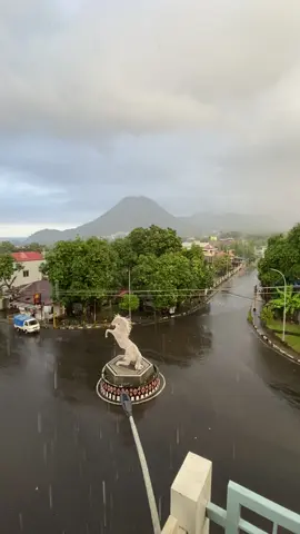 Rain(du) #fyp #katakata #endefloresntt #sadsong #sadvideo #sadvibes #hujan 