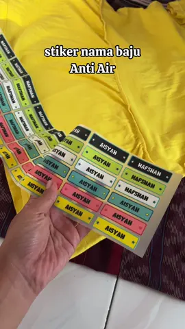 stiker nama baju waterproof penempelan cukup di setrika dan bisa dipakai langsung tanpa ketuker lagi #stikerbaju #stikernamabaju #stikerwaterproof 