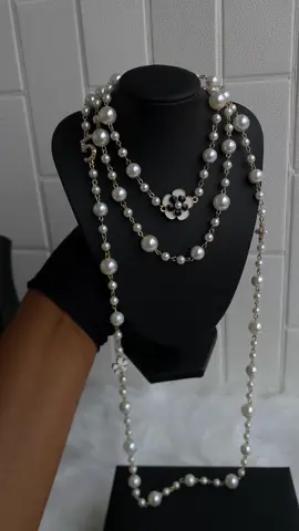High fashion long pearl necklace for my classic ladies only 🥰 ———————————- WhatsApp 08122231863.. 🏷️13,000 #foryoupage❤️❤️ #fyppppppppppppppppppppppp #smallbusinessowner #accessories #newweek #trending #pearljewelry 