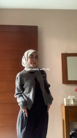 #fitcheck yangg gue pakee warnaa silverrr