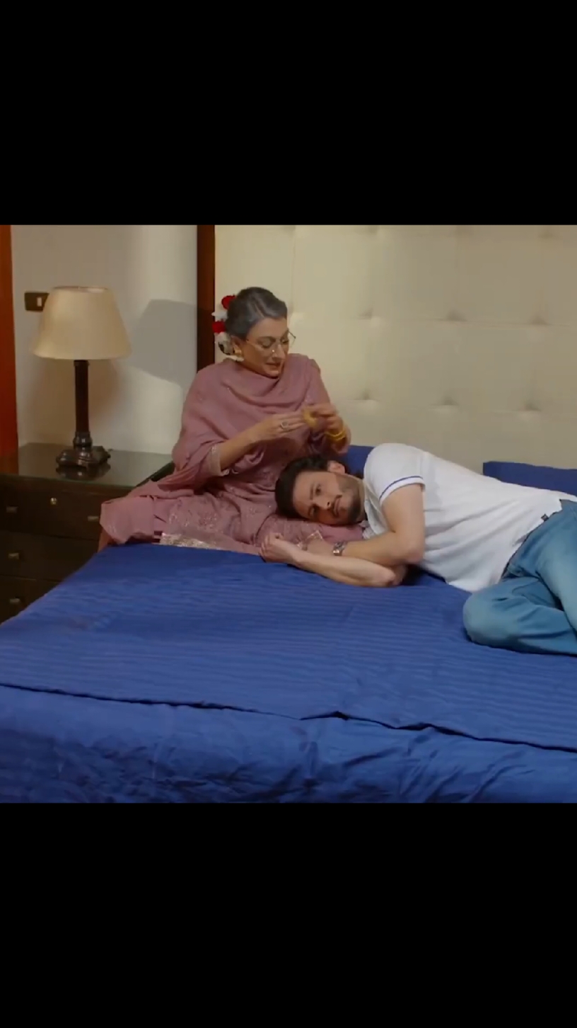 Pakistani Drama Funny Moment😂 #foryou #foryou #foryoupage #viral #goviral #growmyaccount #viralvideo #fyp #fyppage #4u #4upageシ #trending #explore #chupkechupke #aizakhan #unfreezemyacount #viralvideo #viraltiktok #pakistanidrama #funny #funnyvideos #100k #1millionaudition #monitizedviews #2024 #pakistani #videoclip