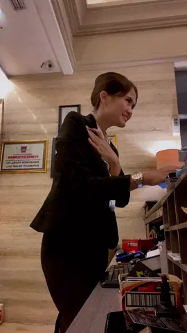 Mode cari duit ✨ #hotels #hotelier #resepsionishotel 