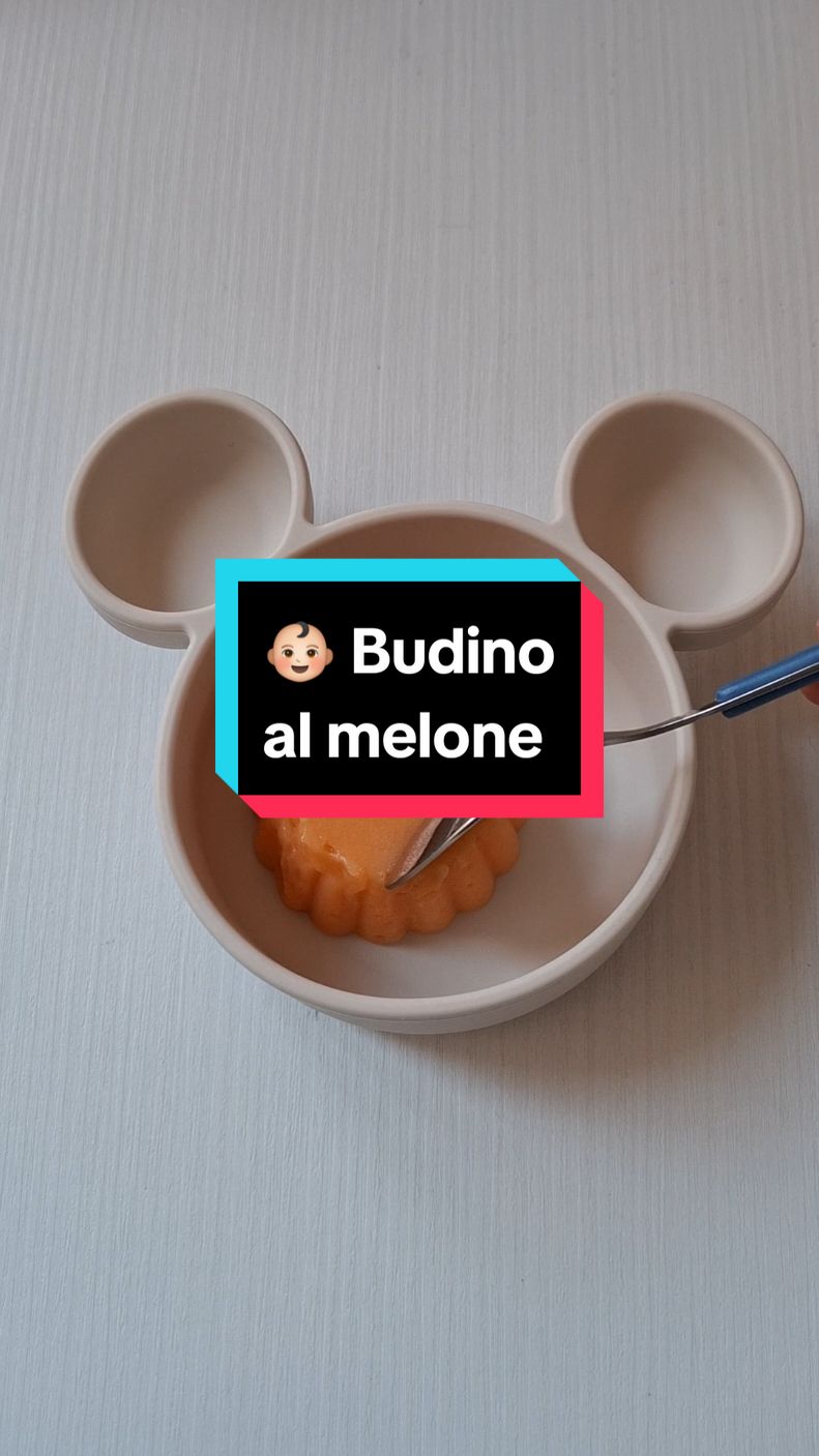 👶🏻 Budino al melone. Ingredienti  150 gr melone 13 gr amido mais 👍🏻 Dai 6 mesi ❗️IMPORTANTE❗️Offrite sempre cibo ai vostri bimbi nei formati e tagli adatti alla loro età e alle loro capacità acquisite. Fondamentali corsi sullo svezzamento, tagli sicuri e disostruzione pediatrica! #svezzamento #ricetteperbambini #ricetteperbimbi #neiperte #babyricette #babyfood #ricettesvezzamento #ricettebimbi #foodbaby #svezzamentobabyfood #svezzamentoricette #blw #blwideas #blwrecipe #babyledweaning 