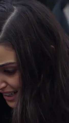 @HANDE ERÇEL ✔ Una de las actuaciones más emocionante de Hande en su última serie Bambaşka Biri junto a Burak 🦋👑🇹🇷 . . #handeburak #explorepage #hande_erçel #handeercel #handeerçeledit #handeercelfans #handemiyy #viral_video #hanbur #kenanozturk #leyken #bambaskabiri #burakdeniz #leylagediz #handeerçel 