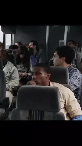 He knew in advance that the bridge would collapse😲 Name of movie: Final Destination 5 #finaldestination #movie #movieclips #netflix #foryoupage #foryou 