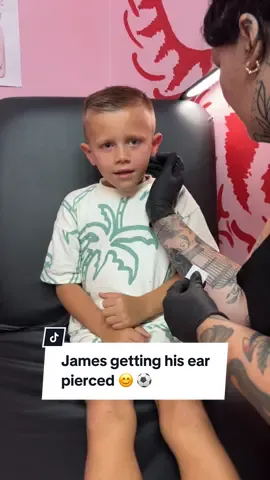 ❗️TW NEEDLES - This little monkey is a brave one! He is absolutely OBSESSED with football and Ronaldo and wanted to be just like him! I dont think he thought he would hurt as much as it did. But we spoke so much before even calling up to make sure he 100% wanted to get it done! And how exactly they did it! And he did, he actually looks so handsome and grown up! He is very pleased now 🥰 #piercing #son #football #motherhood #ronaldo #fyp 