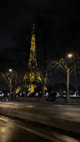 ✨باغيي. #fyp #fypシ #foryoupage #paris #explore 
