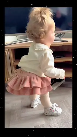 Dancing baby ❤️🥰 #babiesoftiktok #baby #adorable #dance #happy #foryou 