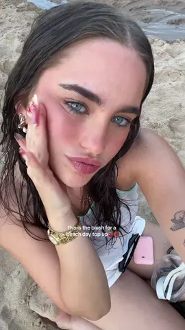 💅🏼🍒🍇 @Glossier cloud paint in Storm            #liquidblush #sunkissedmakeup #sunkissed #sunburnt #glossier 