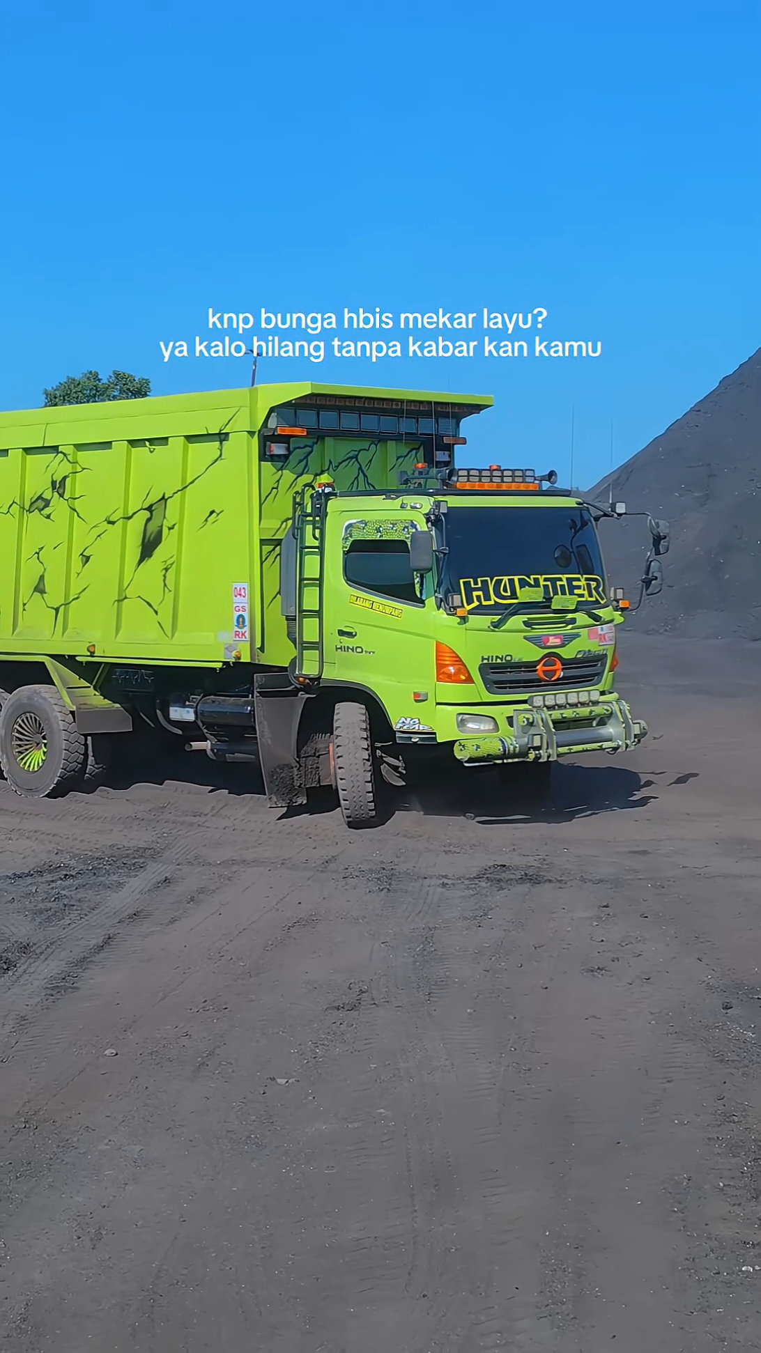 idola🔥 #batubarakalimantan  #hauling71  #hauling_marabahan  #drivermuda🔥  #hino260ti  #trend  #story  #fypシ゚vira  #like  #creatorsearchinsights 