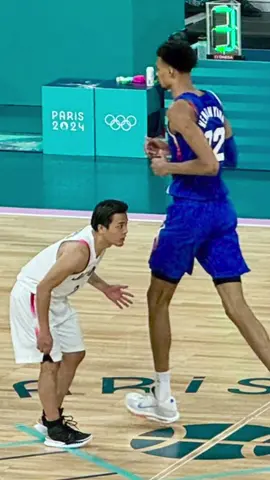 The angle of that photo makes wemby look twice his size 😭 #NBA #Basketball #VictorWembanyama #YukiTogashi #Olympics 