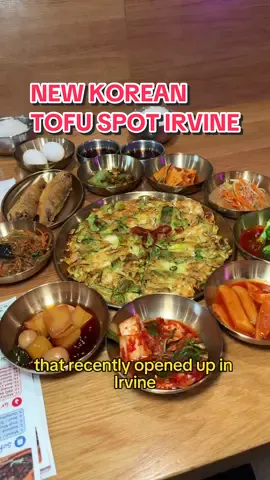 There’s a new Korean tofu soup + grill restaurant in Irvine! I’m so tired of waiting in line at Diamond Jamboree and Culver Plaza…   📍: It’s Tofu | 4790 Irvine Blvd Suite 106, Irvine, CA 92620 👉🏻: @its.tofu.irvine   #foodblogger #Foodie #orangecounty #irvine #koreanfood