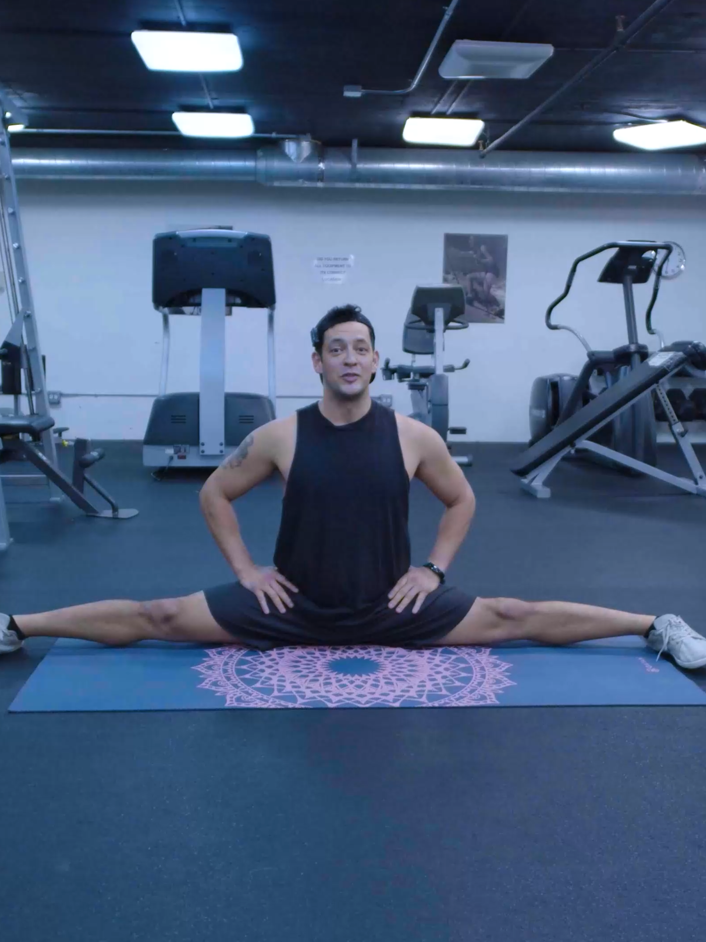 Want to Unlock the Middle Splits?! Then Master these Strecthes! #mobility #splits #yoga #fypage