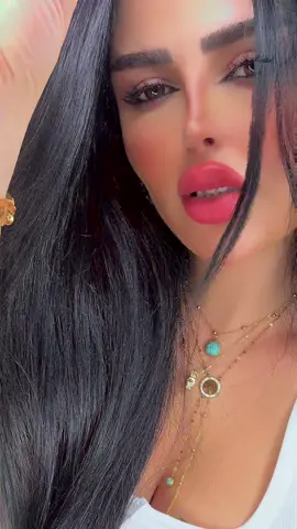 مياااااو 🤪🤪 #foryou #foryoupage #viral #fyp #الامارات_العربية_المتحده🇦🇪 #سوريا #دبي #الكويت🇰🇼 #المهرة_السورية❤️ #نيلا_النجار #نوتيلاا🍫 #nutella #حمصية💋 #جميلات_التيك_توك #هيفاءوهبي #لو_كنت_قطه_حلوه_كنت_هبقي_اكيد_سيامي #أغنية @Nella.alnajjar 