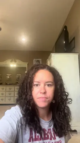 Help a curly girl out! Curly hair problems here looking like Forrest Gump!  #curlyhair #curlyhairproblems #momtoks #MomsofTikTok 