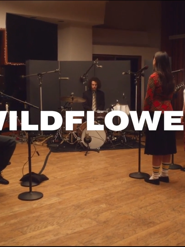 Wildflower Full Live performance #billieeilish #billieeilishwildflower #billieeilishhitmehardandsoft #billieeilishlive #lyricsvideo #amazonmusic #fyp