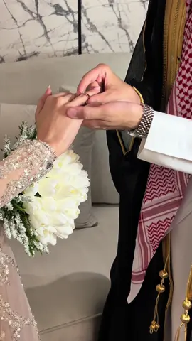 الله يهنيهم💍🤍🤍#زواجات_السعودية #زواج #مصوره_جوال #fypシ゚viral #اكسبلور؟ #wedoindonesia #عروس #تصويري📸 #fypageシ #wedding #weddingday #bridal #دزة #cupcut #fypシ #fypシ #شبكه #تلبيس #دبل #عقد_قران #ملكه #mylove 