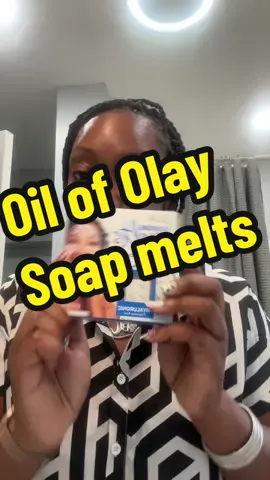 With free shipping now is the time to grab your @Olay Skin Care melts with Hyaluronic acid.  Suds up and moisturize all at once. #treasurefinds #backtoschool #momtok #momtokover40 