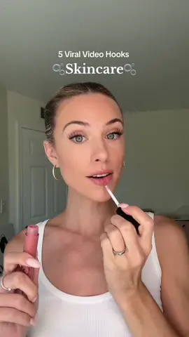 Viral video hooks for the skincare creator🫧📸  #socialmediatips #socialmediamarketing #socialmediamanager #creatortips #influencertips #viralhooks #videohookideas #skincarecreator 