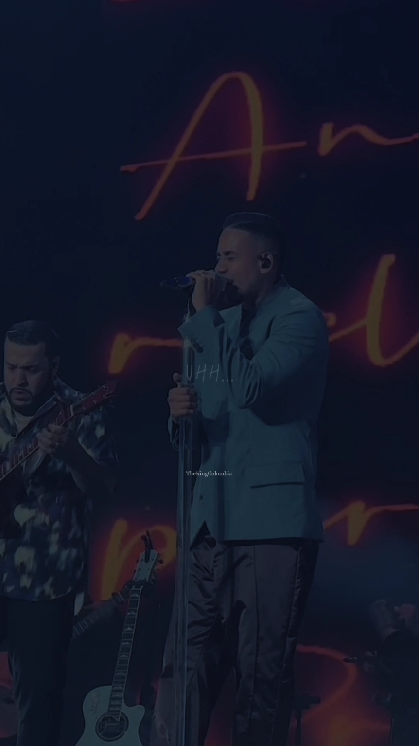 Cuanto quisiera...♥️ Cierra tus ojos y disfruta de esta hermosa melodía 👑🎶 #enseñameaolvidar #aventura #concierto #envivo #viral #fyp #cuantoquisiera 