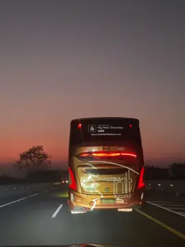 I am BENTLEY #newshantika #newshantikalovers #busmania 