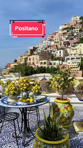 Beautiful colors of Positano 💛🍋 📍Via Cristoforo Colombo, Positano Italy Find this beautiful store right on the Main Street of Via Cristoforo Colombo where some of the most beautiful views can be found as well as top restaurants and hotels 💛 . . . . #positano #positanoitaly #positanoview #italy #italy🇮🇹 #italy_vacations #italytravel #italytrip #amalficoast #amalficoastitaly #amalfi #travelreels #summerinitaly #summervibes #summertime #vacation 