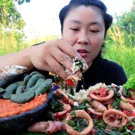 Mukbang oseng genjer cumi pedas (Yt:Dinart Tomboy) #dinarttomboy #osenggenjer #cumi #lalapan #bikinngiler #fyp #mukbangvideo #mukbangasmr #mukbangeatingshow #mukbangindonesia 