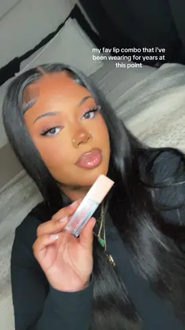 maybelline lifter gloss ‘stone’ + one size liner ‘coin collector’ 🙏🏾