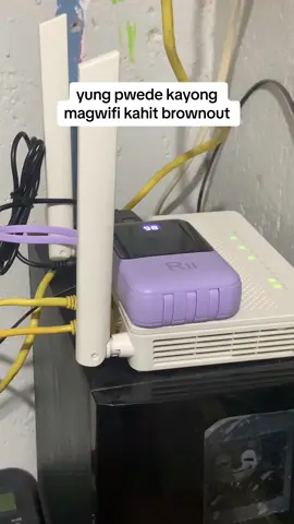basta may gantong cable ka at powerbank, gow na gow kahit walang power 🤪 #wifitopowerbank #cord #cable #brownout #usb #powercable #router #wifi #powerbank 