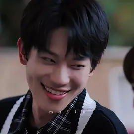 nice seeing you smile/laugh showing your dimples just by looking at your sourced of happiness 😊   #thebestdayofmylife #zhangjiongmin #jiangzhinan #cdrama #thebestdayofmylifeep12  #ngaytagapnhau 